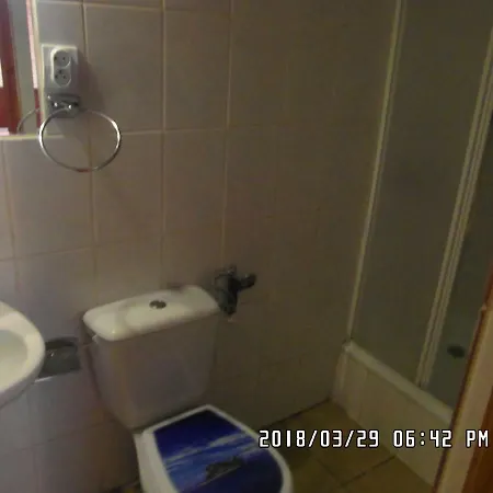 Iwona Budget - Hostelove Rooms With Private Bathrooms * Sopot