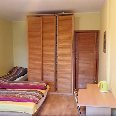 Iwona Budget - Hostelove Rooms With Private Bathrooms Sopot