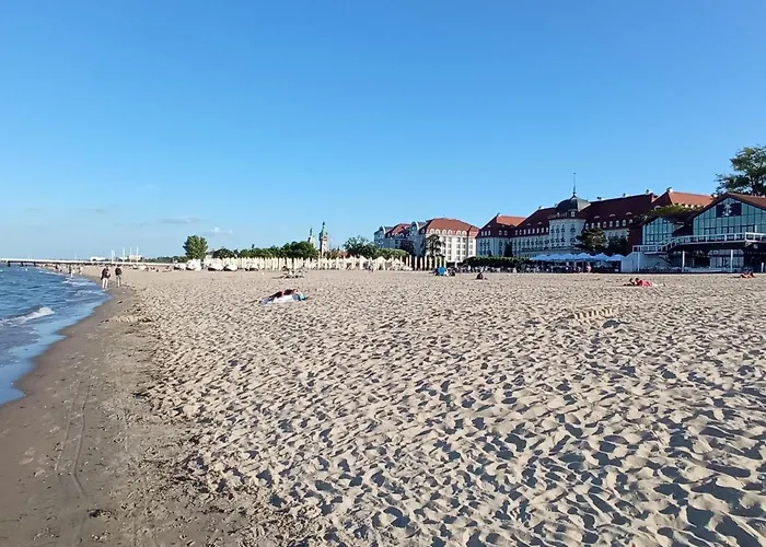 Iwona - Budget With Private Bathrooms Rum i privatbostad Sopot