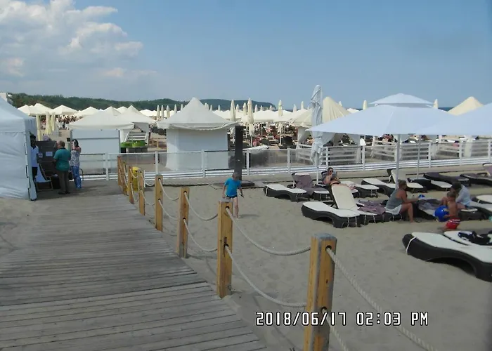 Iwona - Budget With Private Bathrooms ホームステイ ソポト